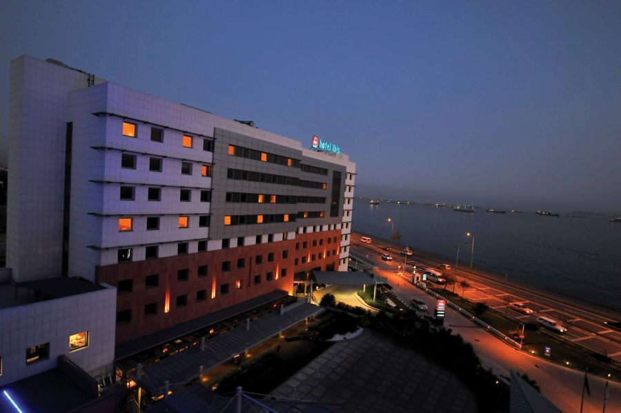 Отель Ibis Zeytinburnu